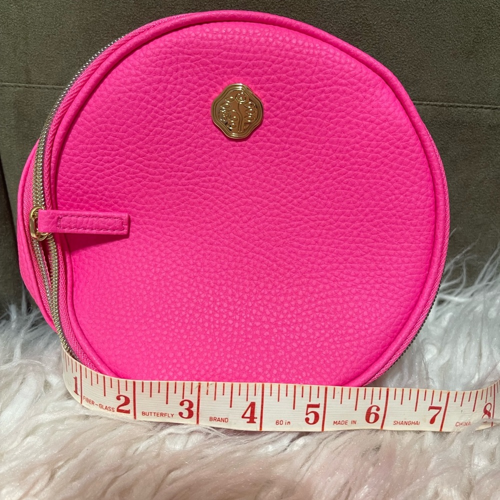 New Shiseido cosmetics bag.  One size.